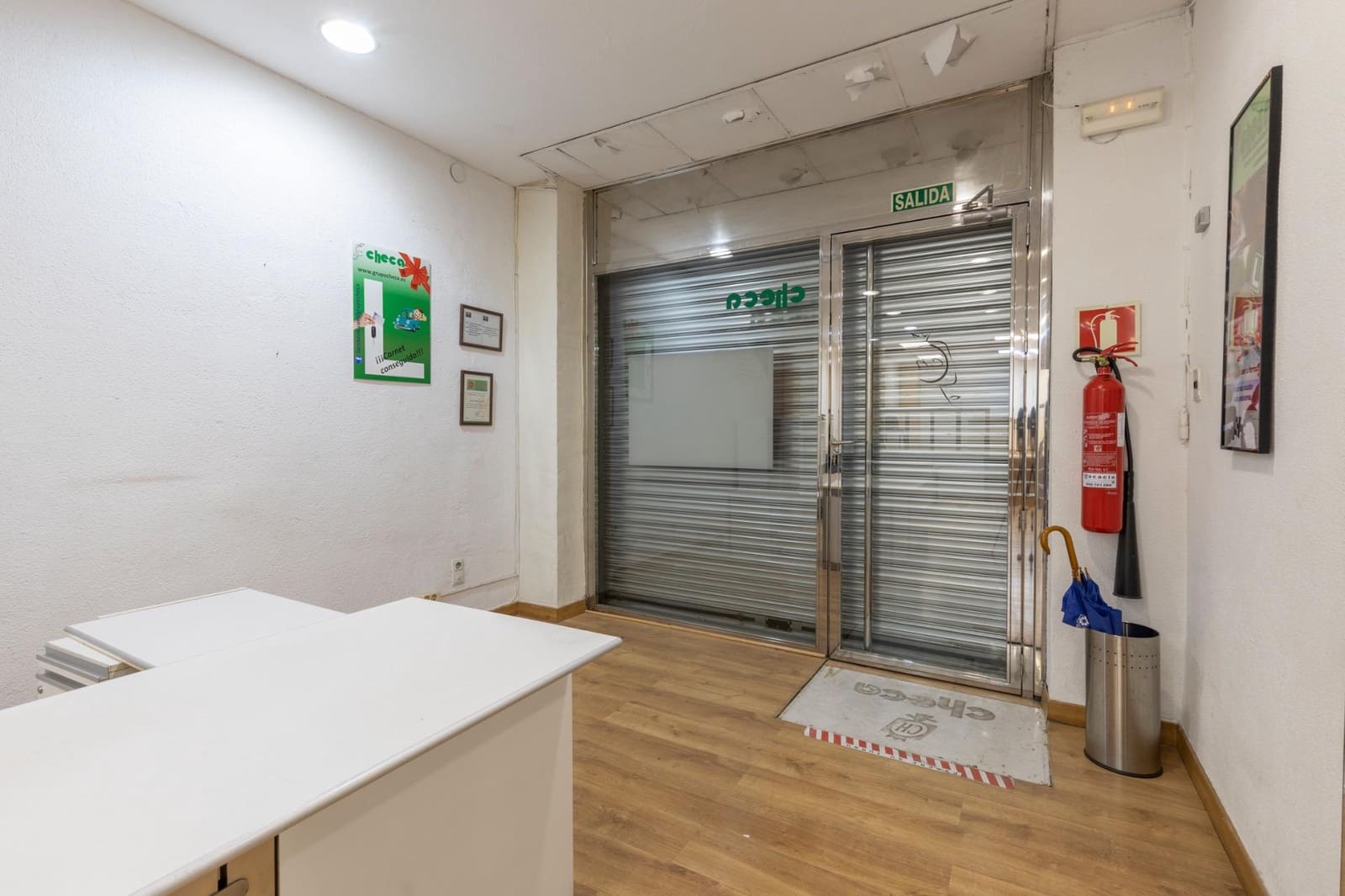 Commercial for sale in Granada city - € 475,000 (Ref: 10129403)