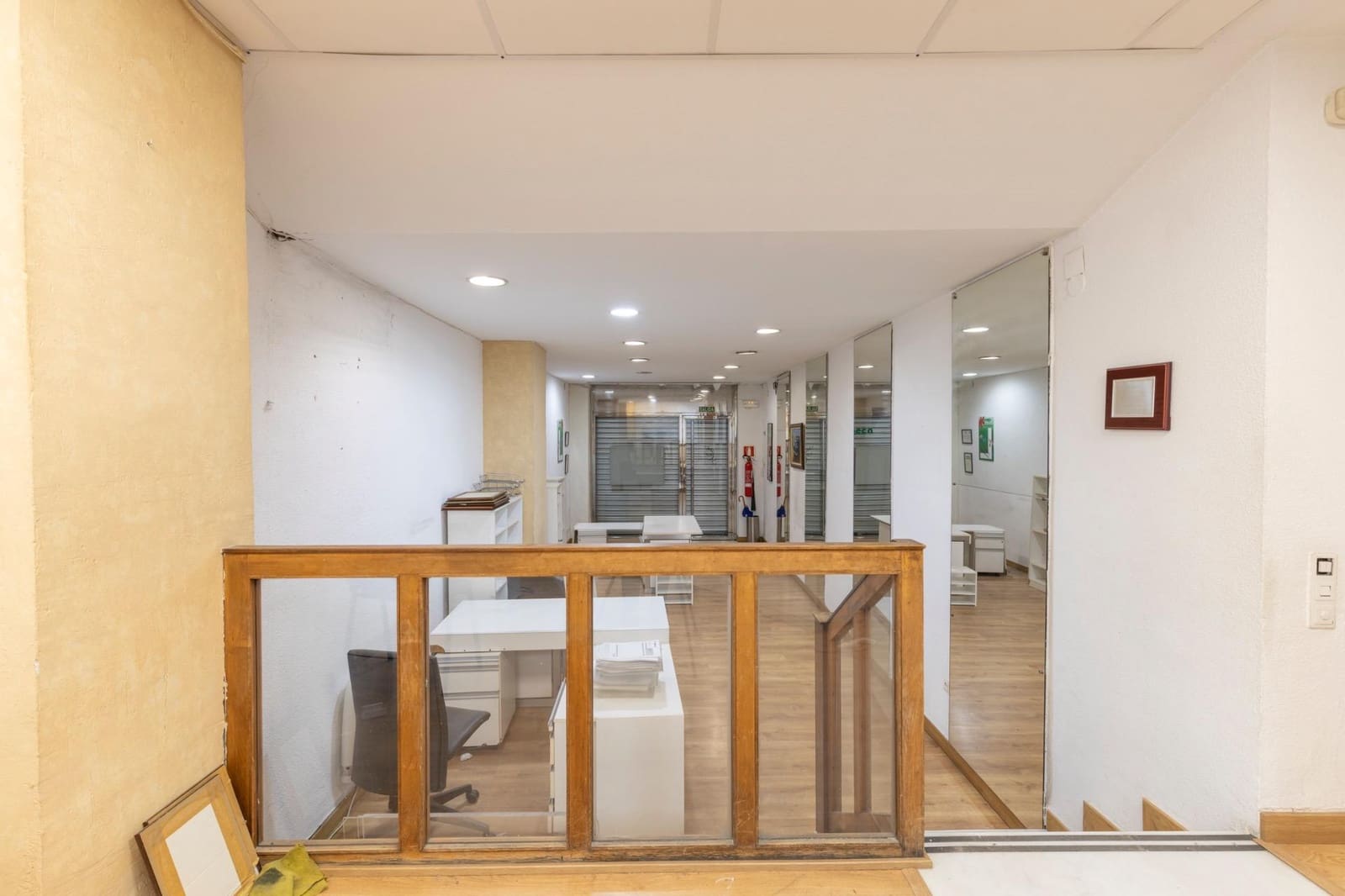 Commercial for sale in Granada city - € 475,000 (Ref: 10129403)