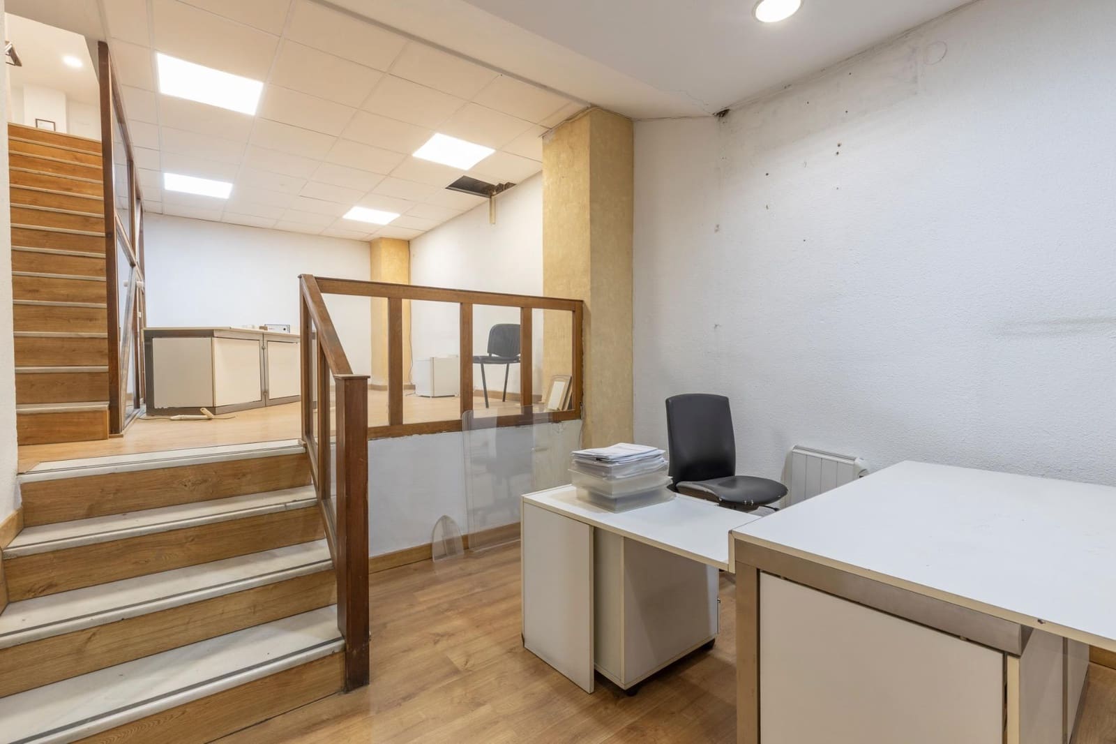 Commercial for sale in Granada city - € 475,000 (Ref: 10129403)