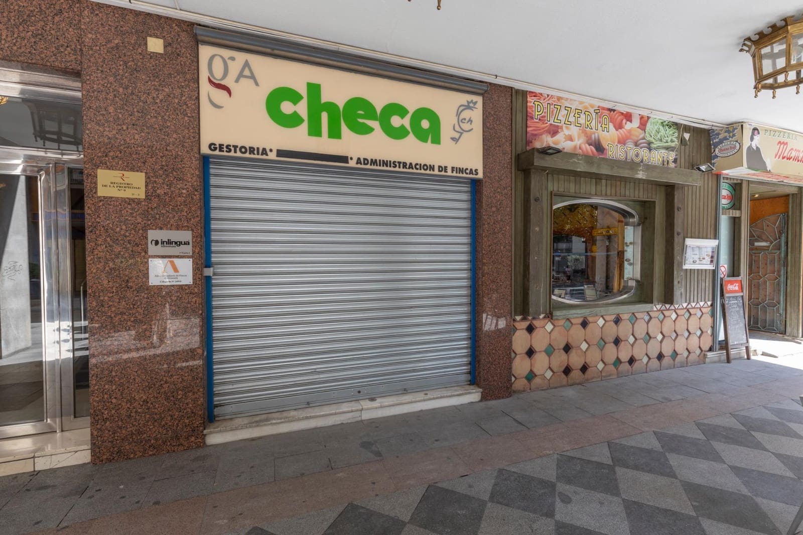Commercial for sale in Granada city - € 475,000 (Ref: 10129403)