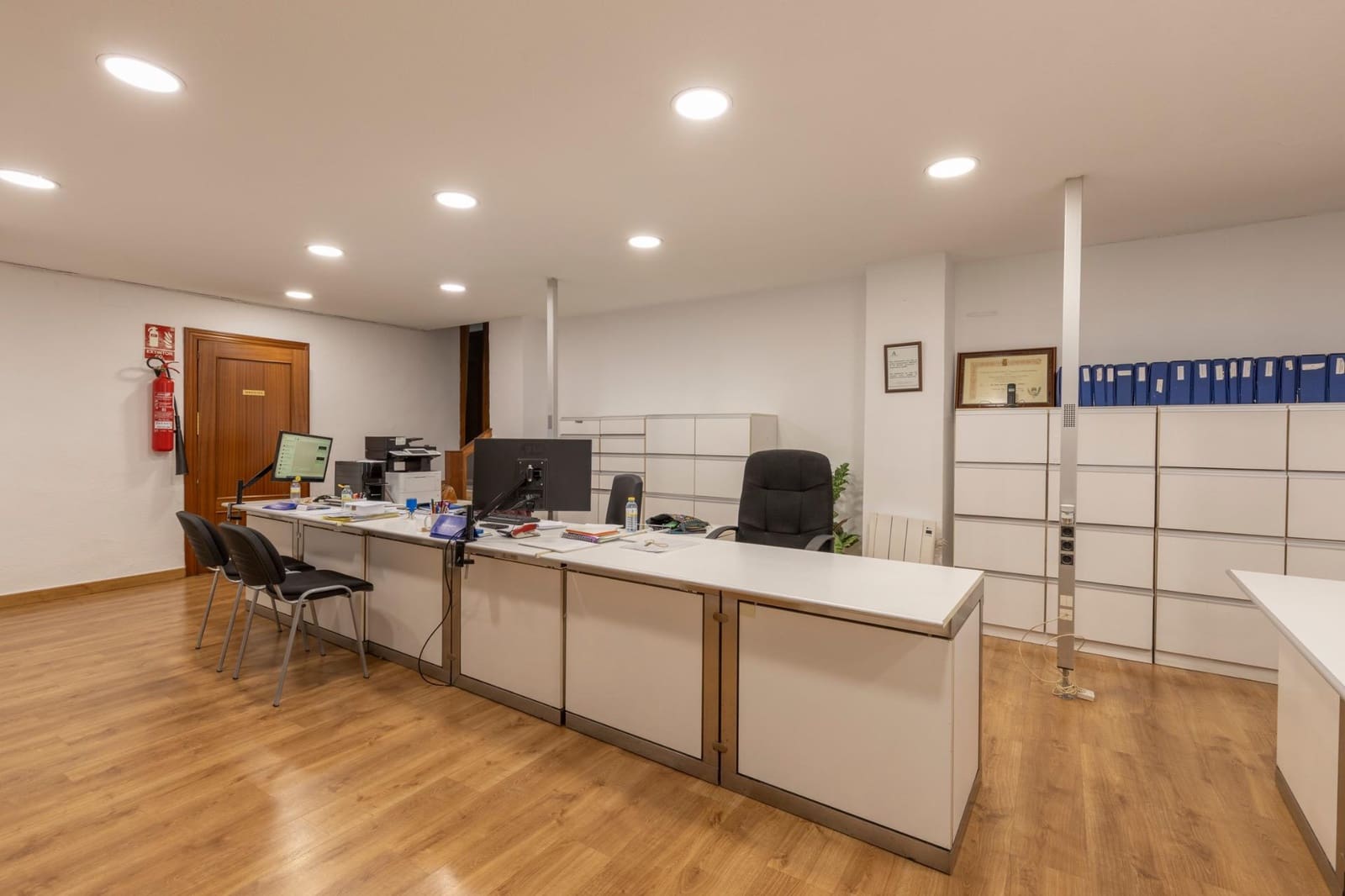 Commercial for sale in Granada city - € 475,000 (Ref: 10129403)