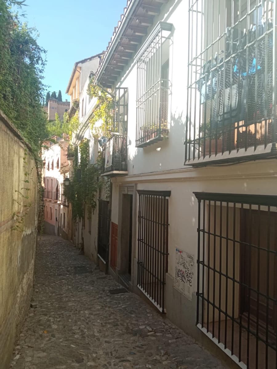 2 Zimmer Wohnung zu vermieten in Granada Stadt - 700 € (Ref: 10129408)