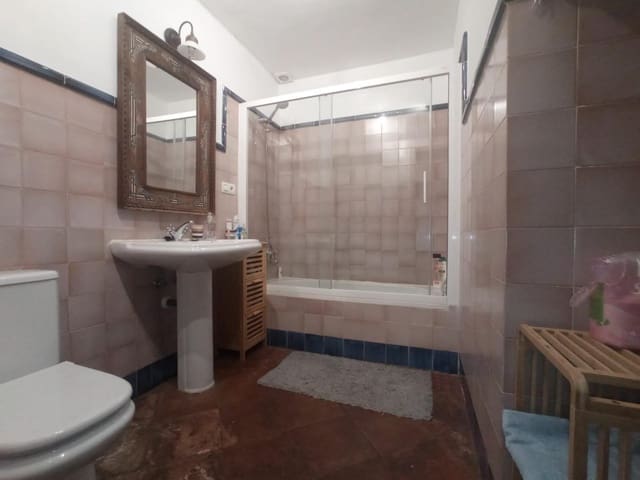 Piso de 2 habitaciones en Albaicin, Granada ciudad en alquiler - 700 € (Ref: 10129408)