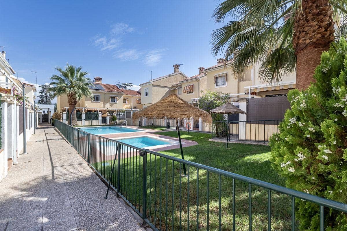 3 soveværelse Rækkehus til salg i Alhendin med swimmingpool garage - € 305.000 (Ref: 10129409)