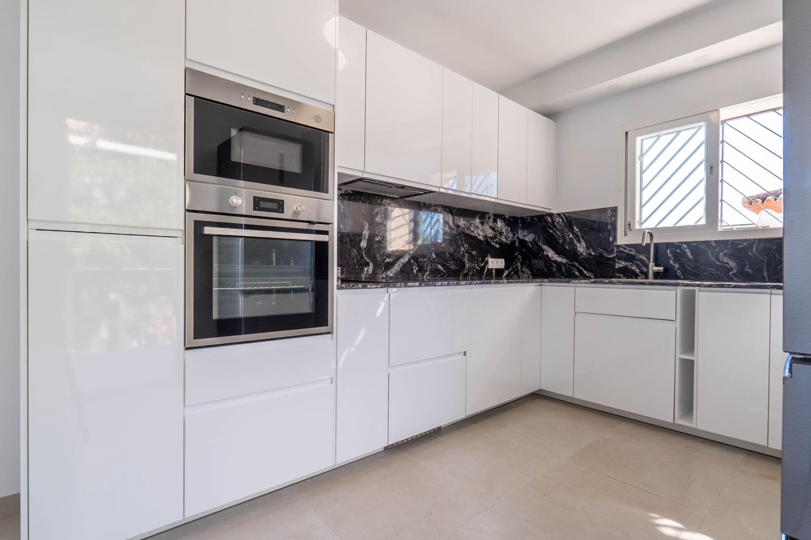 3 camera da letto Villa in vendita in Buenas Noches con garage - 948.000 € (Rif: 10131849)