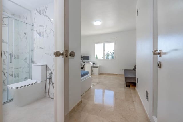 3 camera da letto Villa in vendita in Buenas Noches, Estepona con garage - 948.000 € (Rif: 10131849)