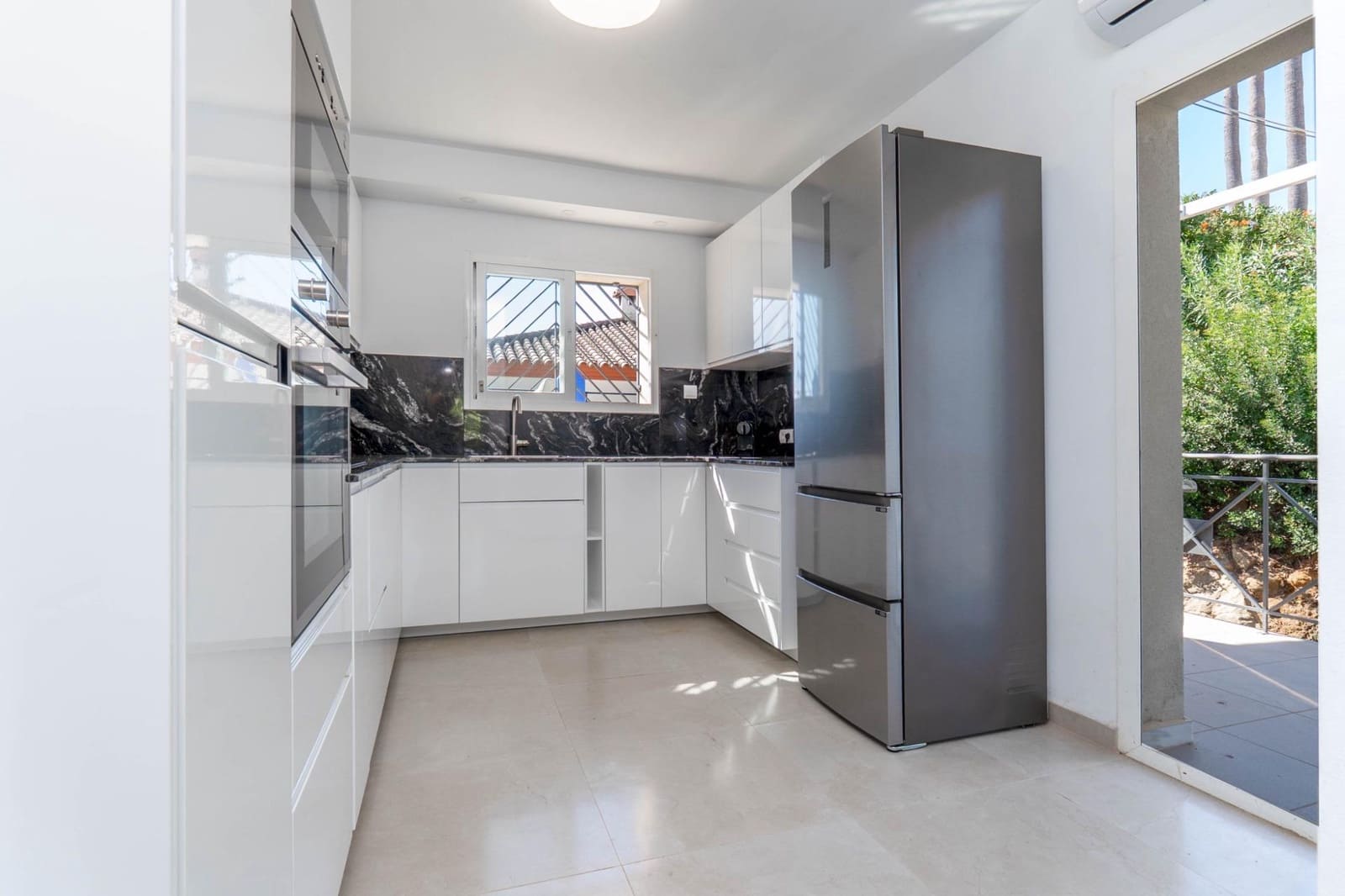 3 camera da letto Villa in vendita in Buenas Noches con garage - 948.000 € (Rif: 10131849)