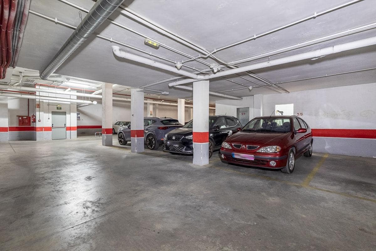 2 makuuhuone Kattohuoneisto myytävänä paikassa Ogijares mukana uima-altaan 
autotalli - 249 990 € (Ref: 10136016)