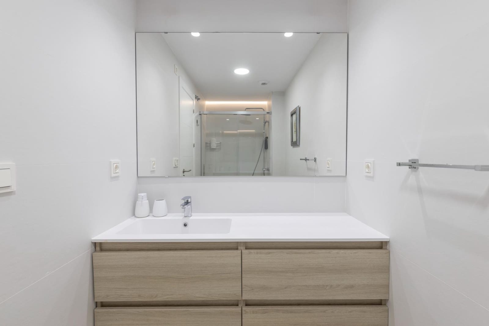 2 Zimmer Wohnung zu verkaufen in Motril mit Pool Garage - 380.000 € (Ref: 10136017)