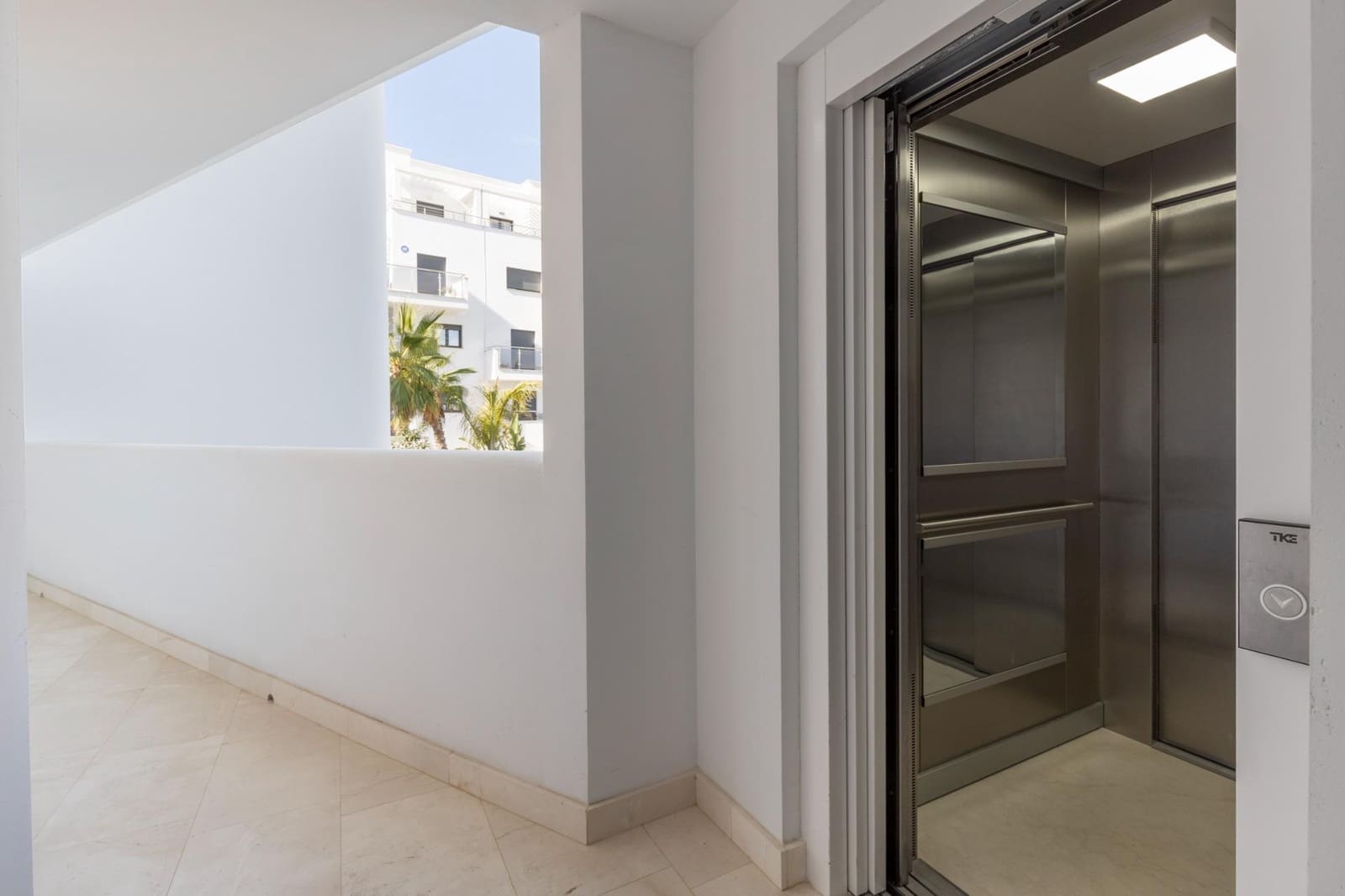 2 Zimmer Wohnung zu verkaufen in Motril mit Pool Garage - 380.000 € (Ref: 10136017)