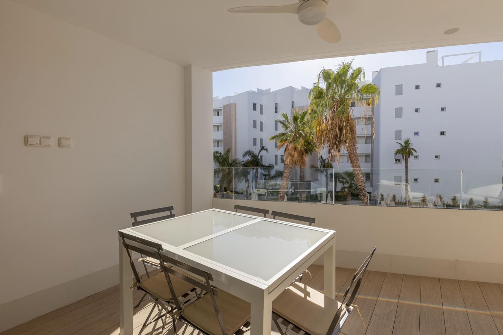 2 Zimmer Wohnung zu verkaufen in Motril mit Pool Garage - 380.000 € (Ref: 10136017)