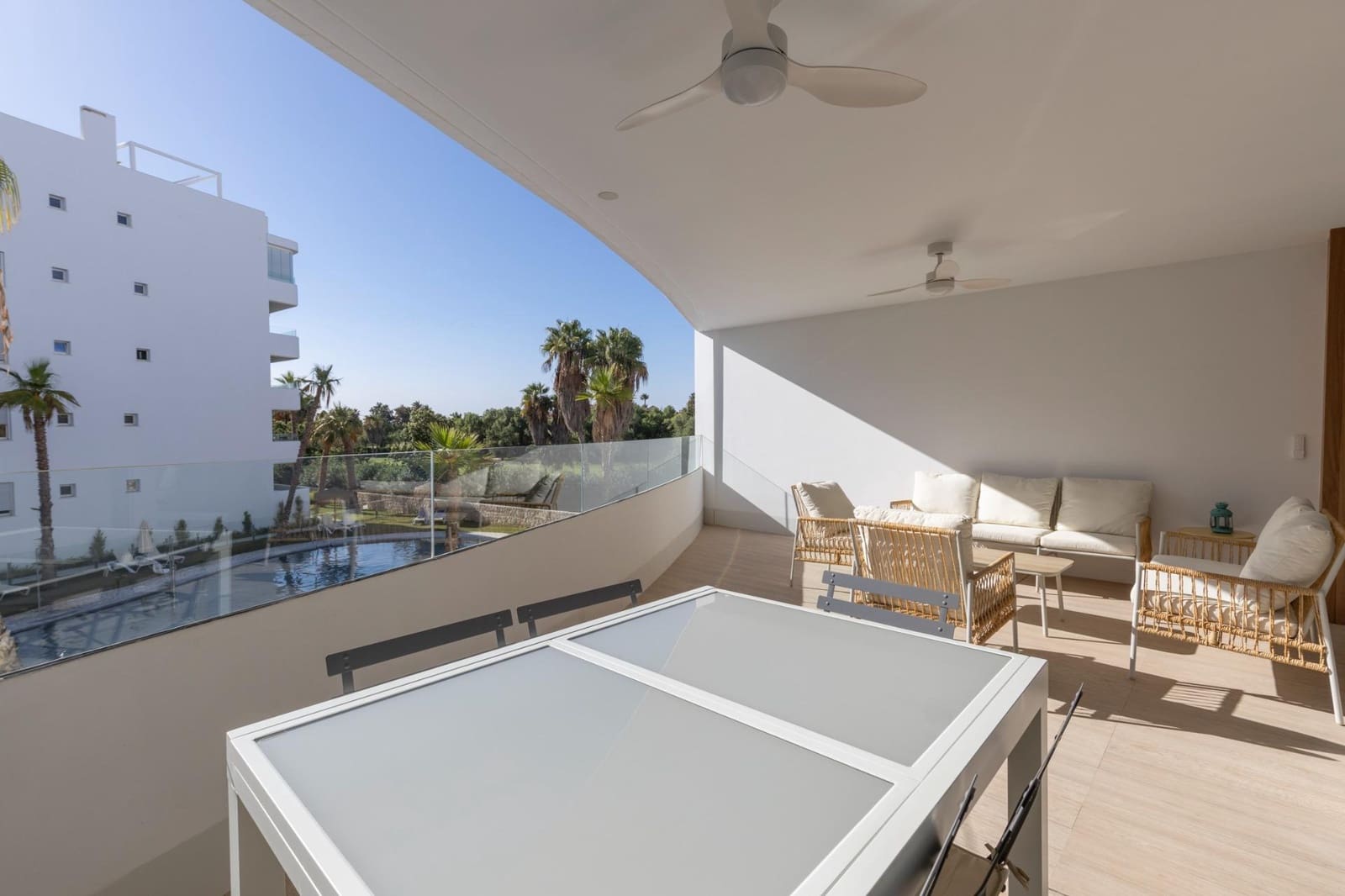 2 Zimmer Wohnung zu verkaufen in Motril mit Pool Garage - 380.000 € (Ref: 10136017)