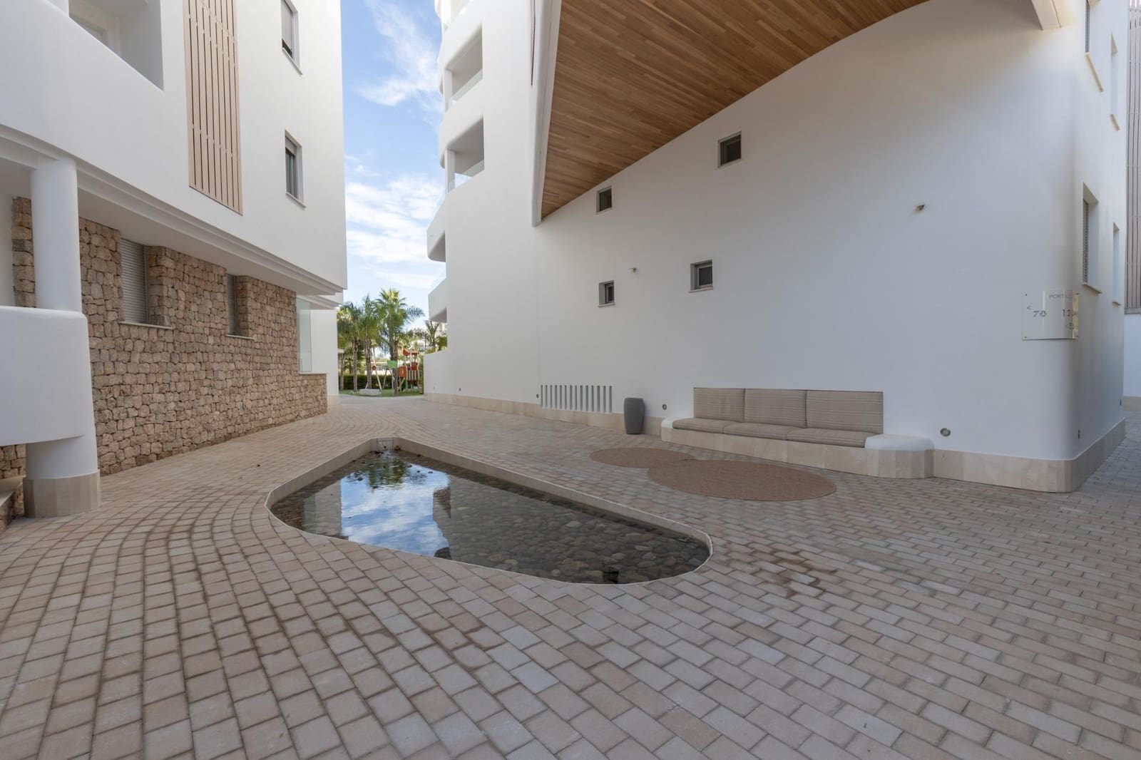 2 Zimmer Wohnung zu verkaufen in Motril mit Pool Garage - 380.000 € (Ref: 10136017)