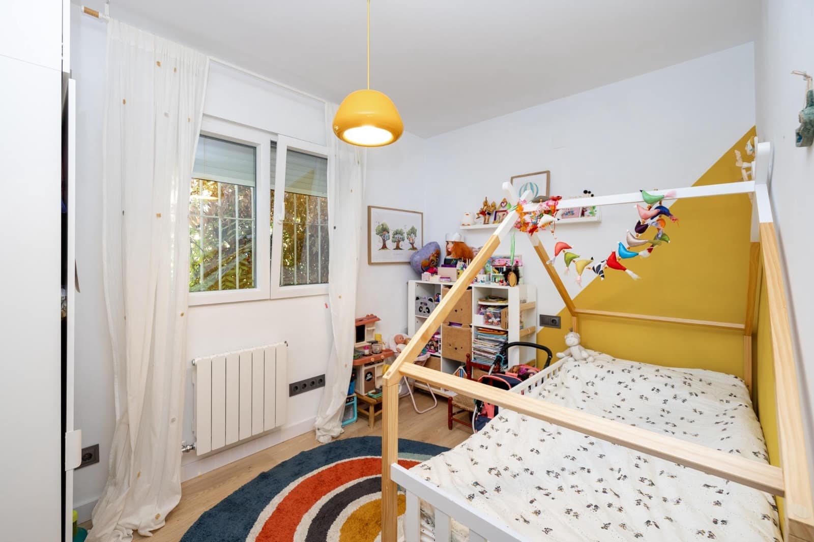 Piso de 4 habitaciones en Granada ciudad en venta con garaje - 430.000 € (Ref: 10136018)