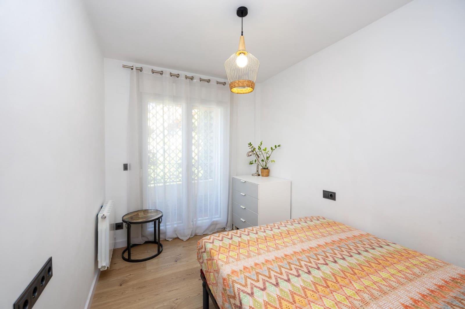 Piso de 4 habitaciones en Granada ciudad en venta con garaje - 430.000 € (Ref: 10136018)