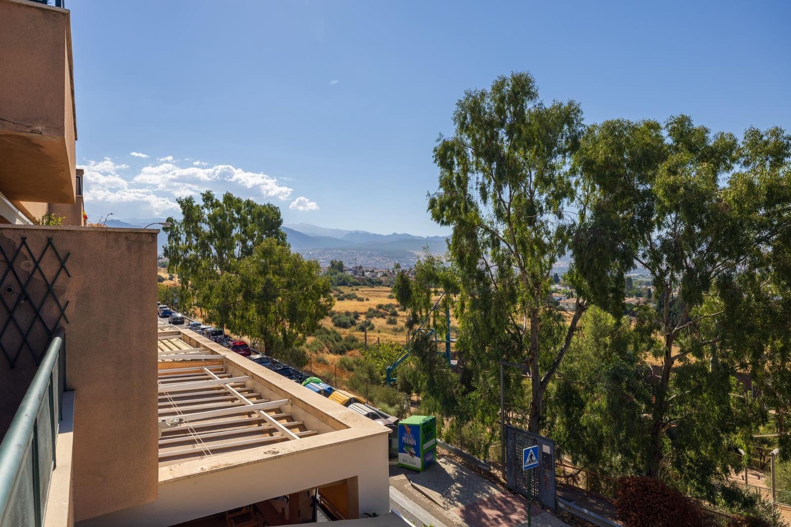 Piso de 4 habitaciones en Granada ciudad en venta con garaje - 430.000 € (Ref: 10136018)