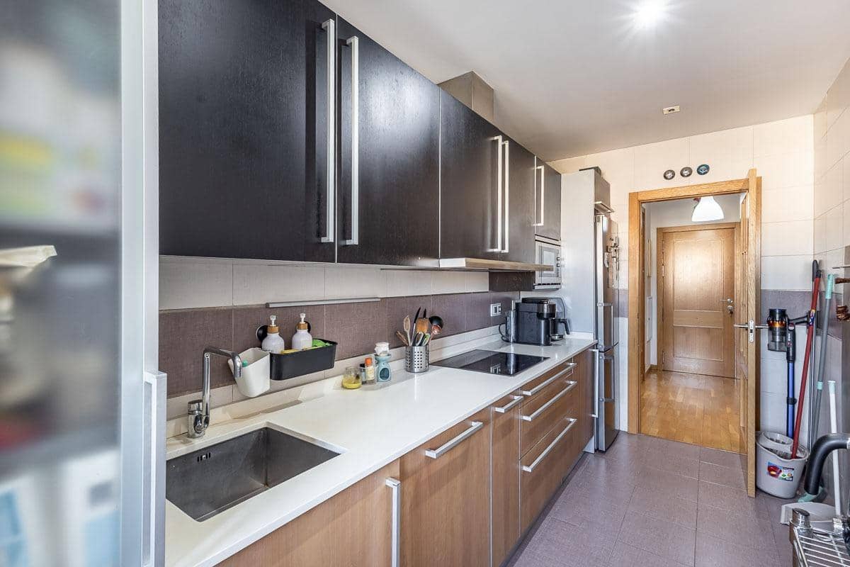 1 makuuhuone Kattohuoneisto myytävänä paikassa Granada kaupunki mukana uima-altaan 
autotalli - 298 000 € (Ref: 10136019)