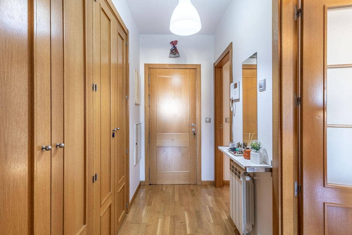 1 makuuhuone Kattohuoneisto myytävänä paikassa Granada kaupunki mukana uima-altaan 
autotalli - 298 000 € (Ref: 10136019)