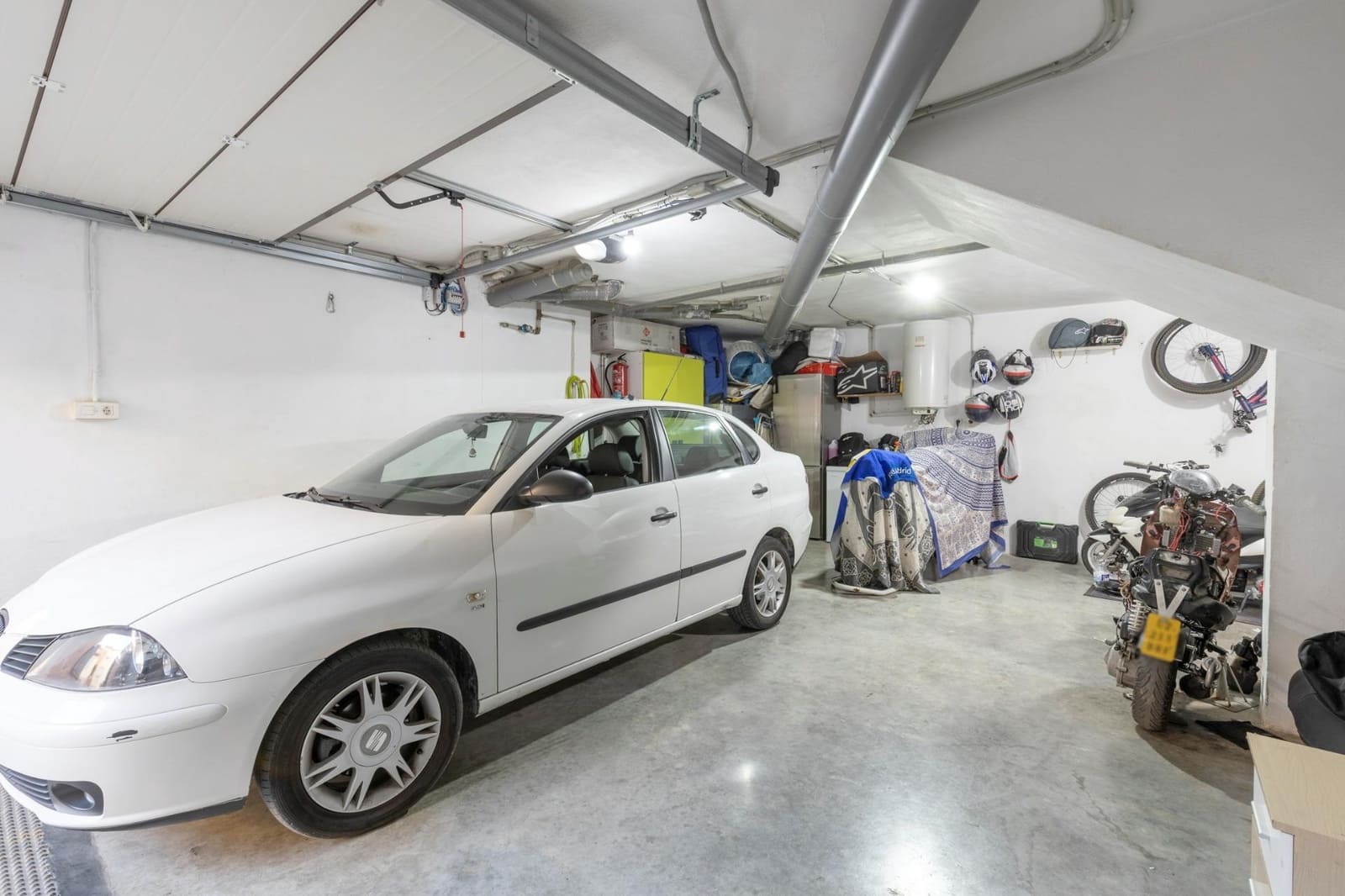 3 makuuhuone Rivitalo myytävänä paikassa Pulianas mukana 
autotalli - 234 000 € (Ref: 10136020)