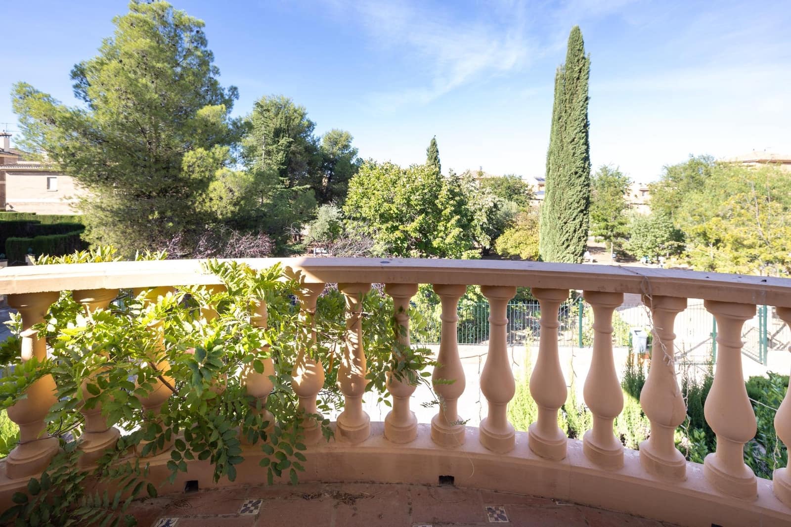 4 soverom Villa til salgs i Cajar med svømmebasseng garasje - € 449 500 (Ref: 10136021)