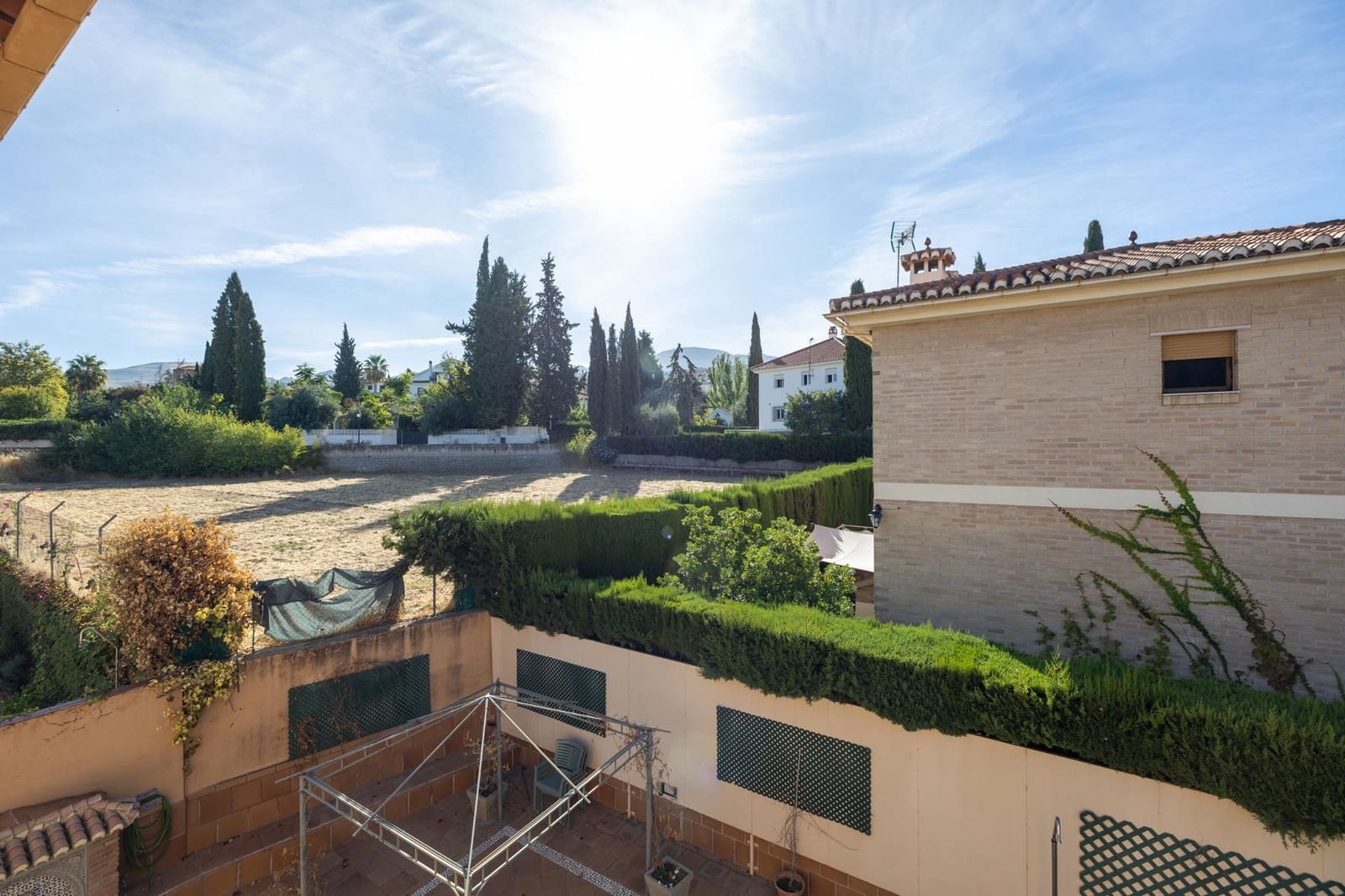 4 soverom Villa til salgs i Cajar med svømmebasseng garasje - € 449 500 (Ref: 10136021)