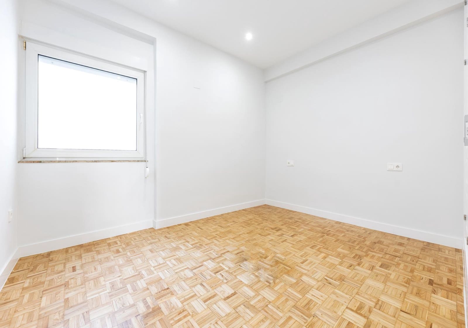 5 soveværelse Lejlighed til salg i Granada by - € 850.000 (Ref: 10136022)