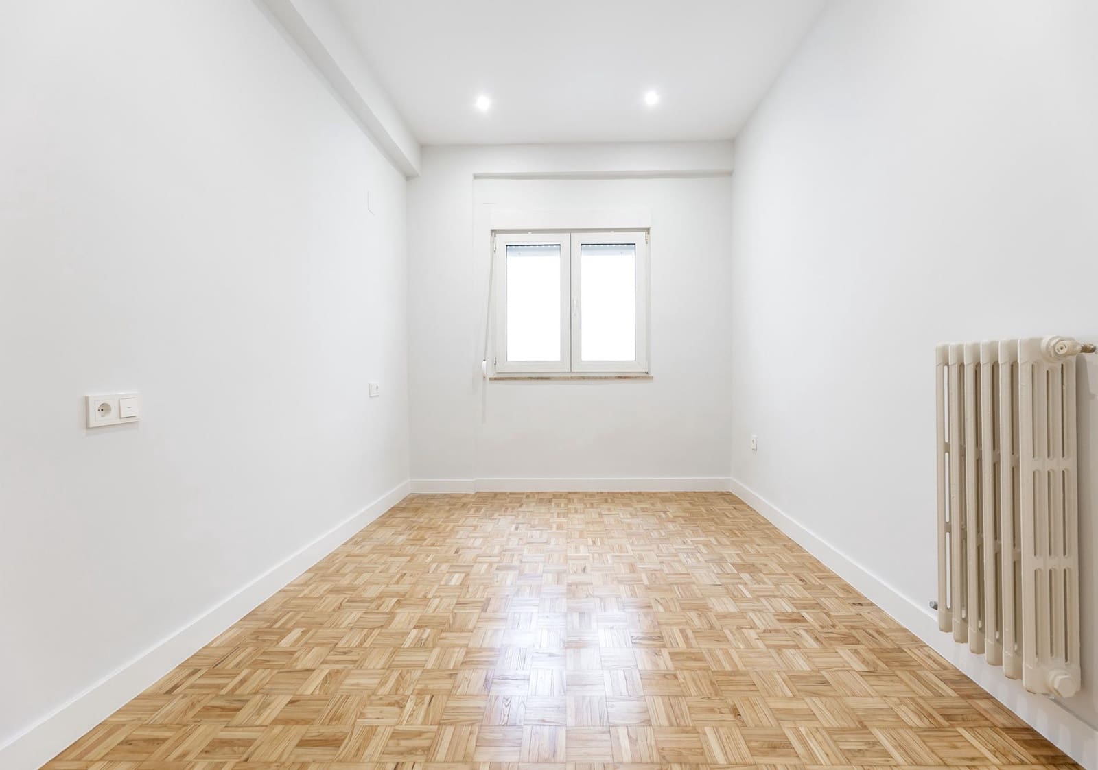 5 soveværelse Lejlighed til salg i Granada by - € 850.000 (Ref: 10136022)