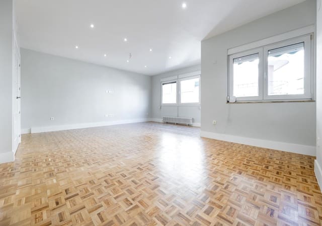 5 soveværelse Lejlighed til salg i Centro, Granada by - € 850.000 (Ref: 10136022)