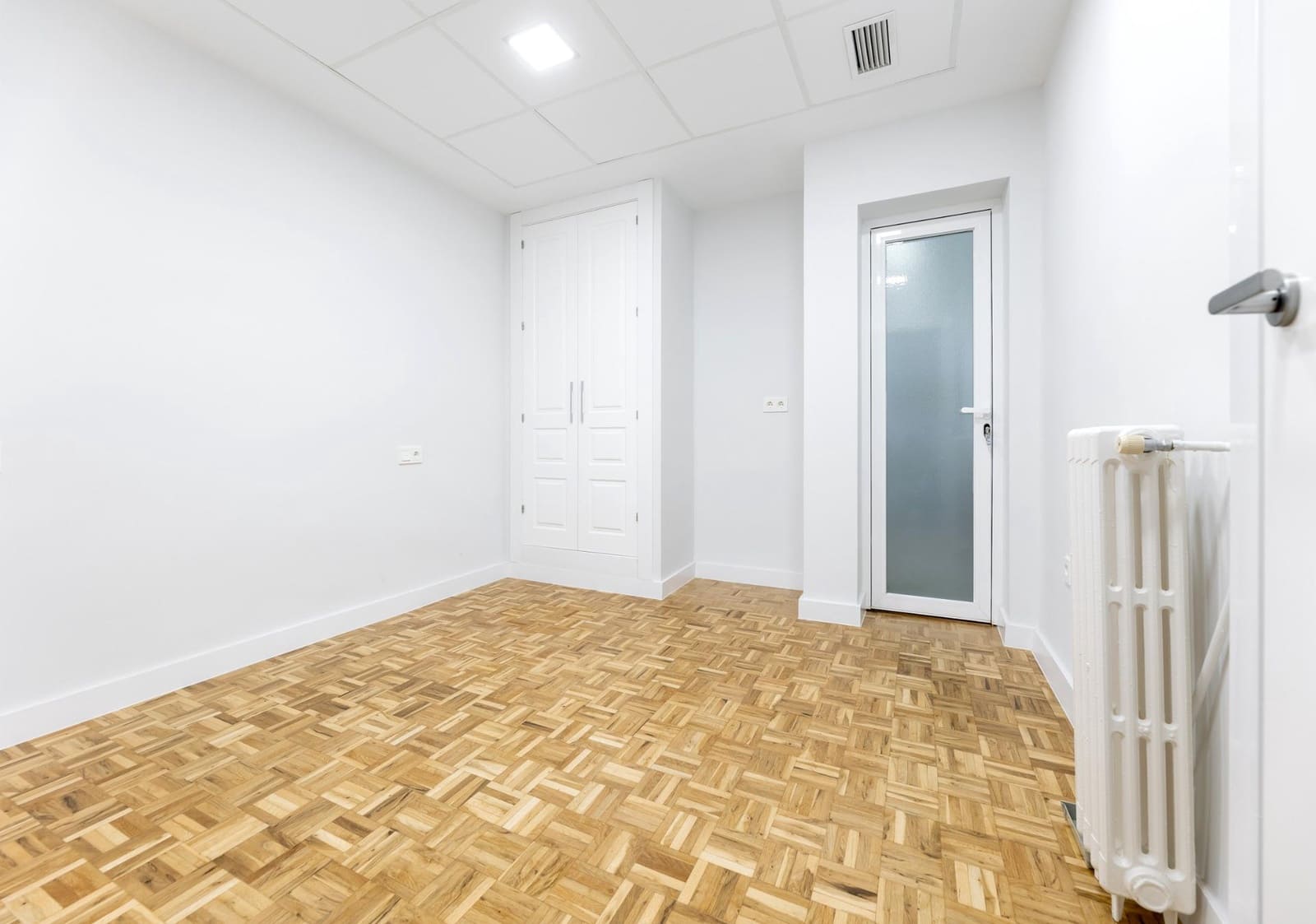 5 soveværelse Lejlighed til salg i Granada by - € 850.000 (Ref: 10136022)