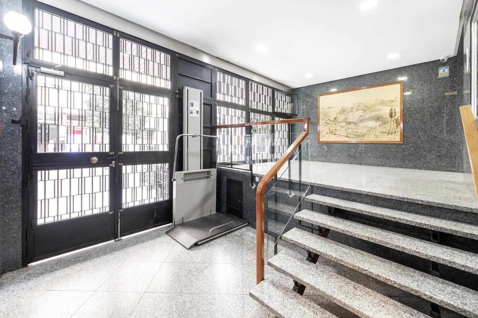 5 soveværelse Lejlighed til salg i Granada by - € 850.000 (Ref: 10136022)