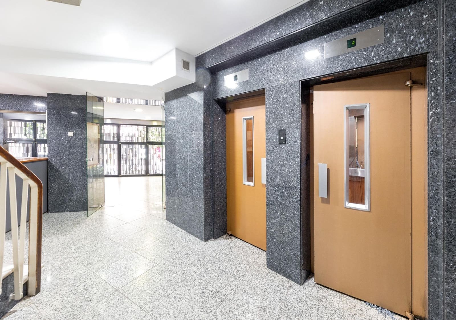 5 soveværelse Lejlighed til salg i Granada by - € 850.000 (Ref: 10136022)