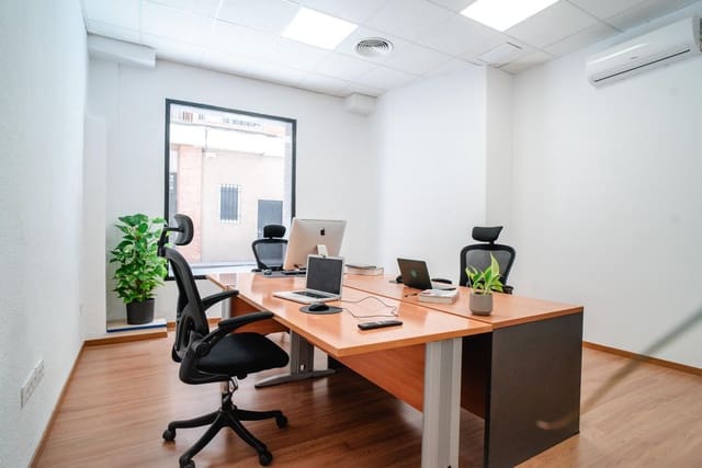 Local Commercial à vendre à Centro, Grenade ville - 299 000 € (Ref: 10136024)