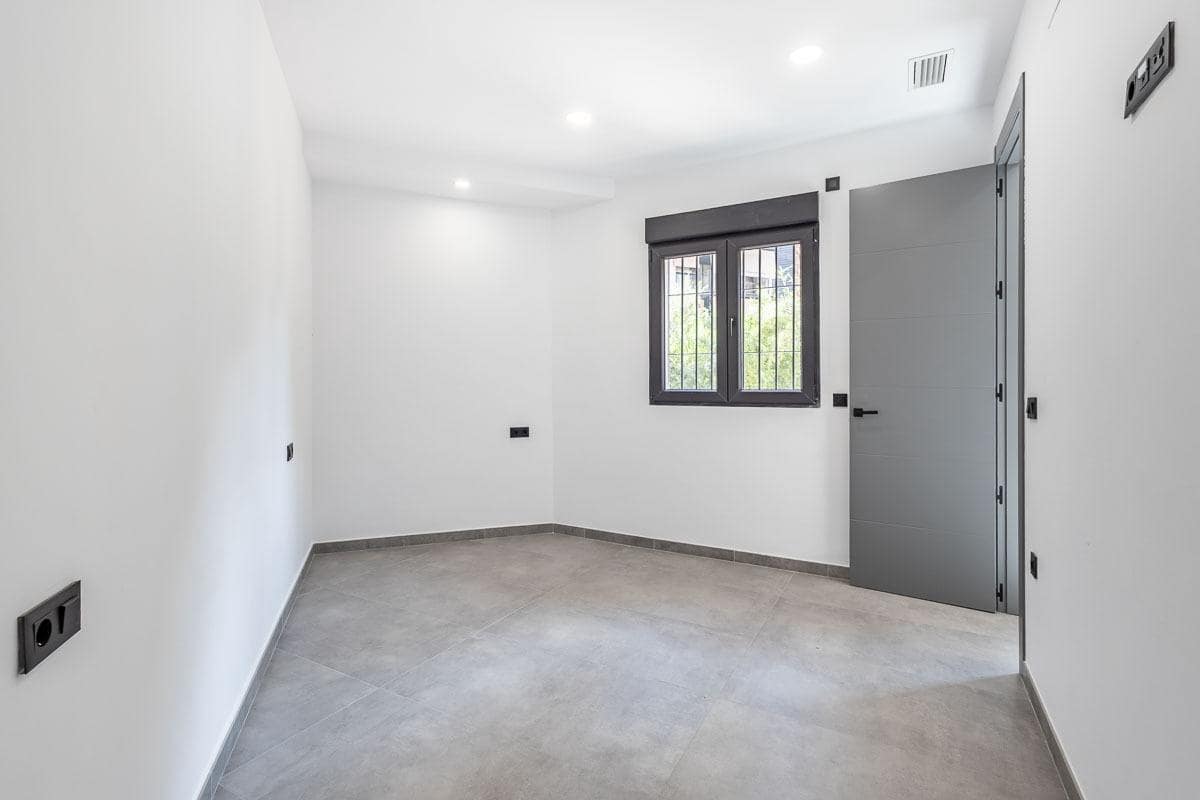 2 makuuhuone Huoneisto myytävänä paikassa Granada kaupunki mukana uima-altaan - 240 000 € (Ref: 10139945)