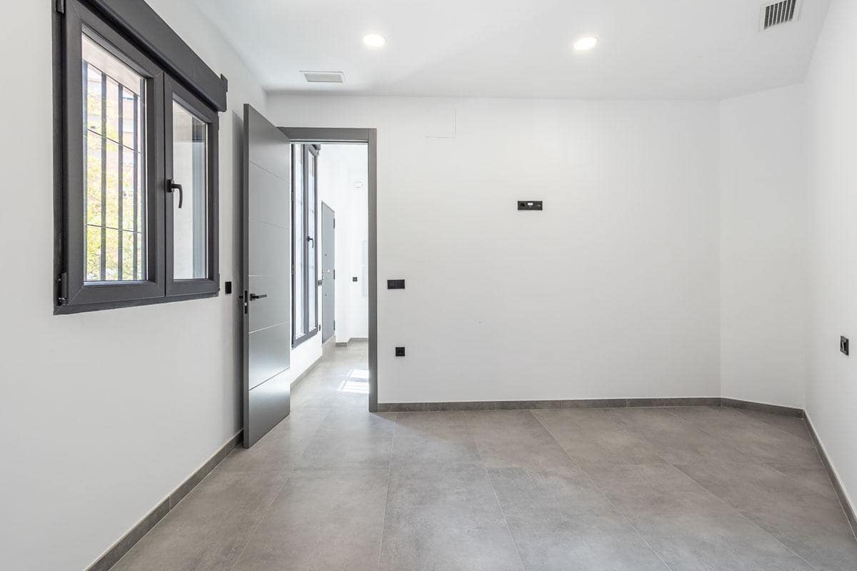 2 makuuhuone Huoneisto myytävänä paikassa Granada kaupunki mukana uima-altaan - 240 000 € (Ref: 10139945)