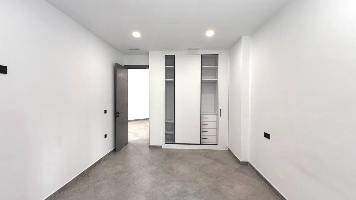 2 makuuhuone Huoneisto myytävänä paikassa Granada kaupunki mukana uima-altaan - 240 000 € (Ref: 10139945)