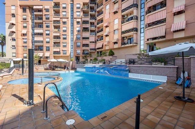 2 makuuhuone Huoneisto myytävänä paikassa Cerrillo de Maracena - Periodistas, Granada kaupunki mukana uima-altaan - 240 000 € (Ref: 10139945)