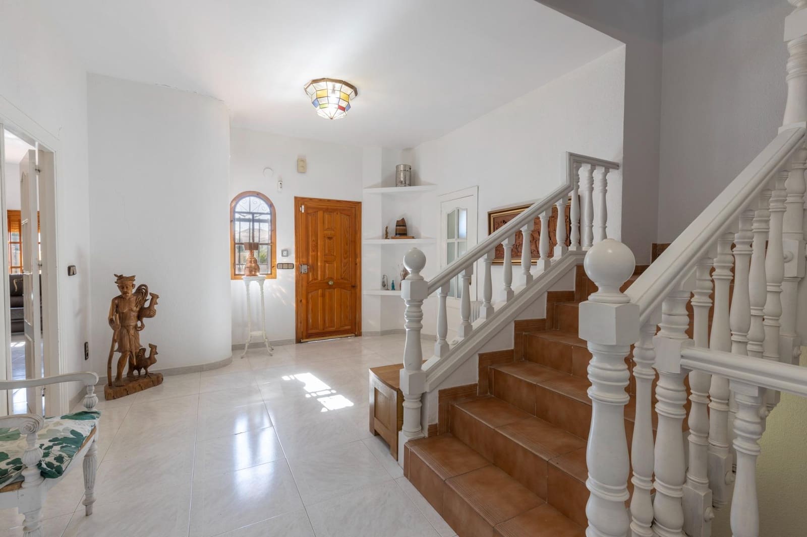 8 soverom Villa til salgs i La Zubia med svømmebasseng garasje - € 499 000 (Ref: 10139946)