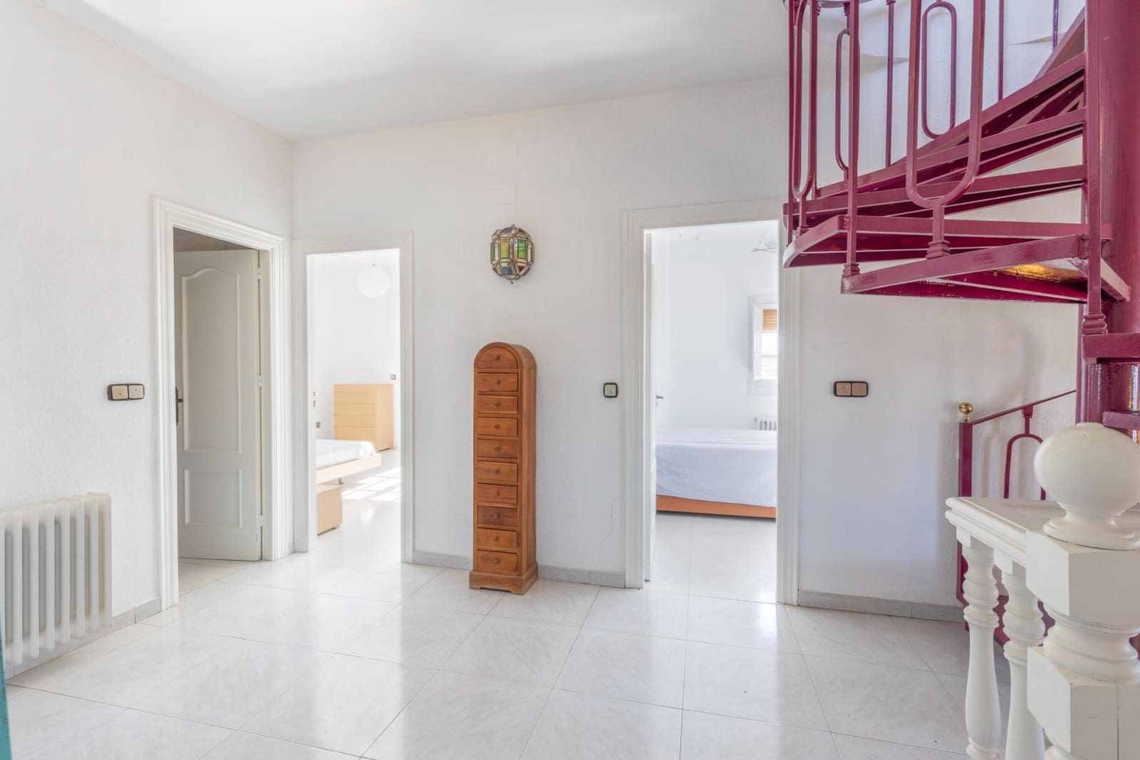 8 soverom Villa til salgs i La Zubia med svømmebasseng garasje - € 499 000 (Ref: 10139946)