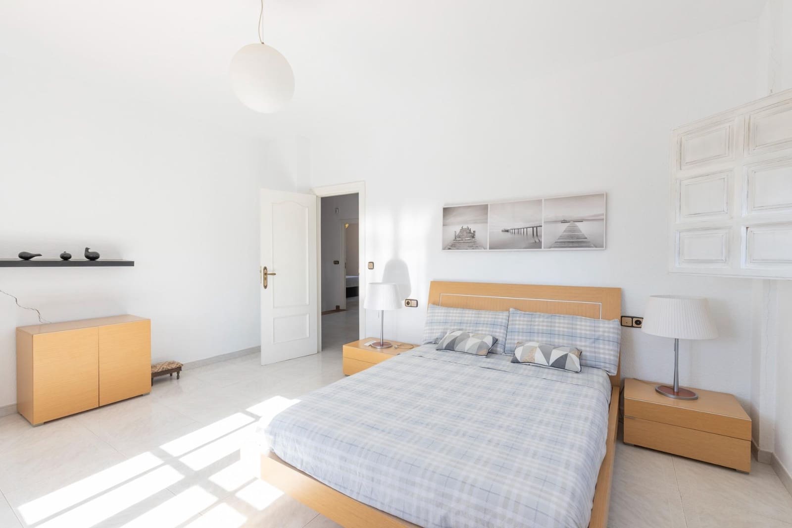 8 soverom Villa til salgs i La Zubia med svømmebasseng garasje - € 499 000 (Ref: 10139946)