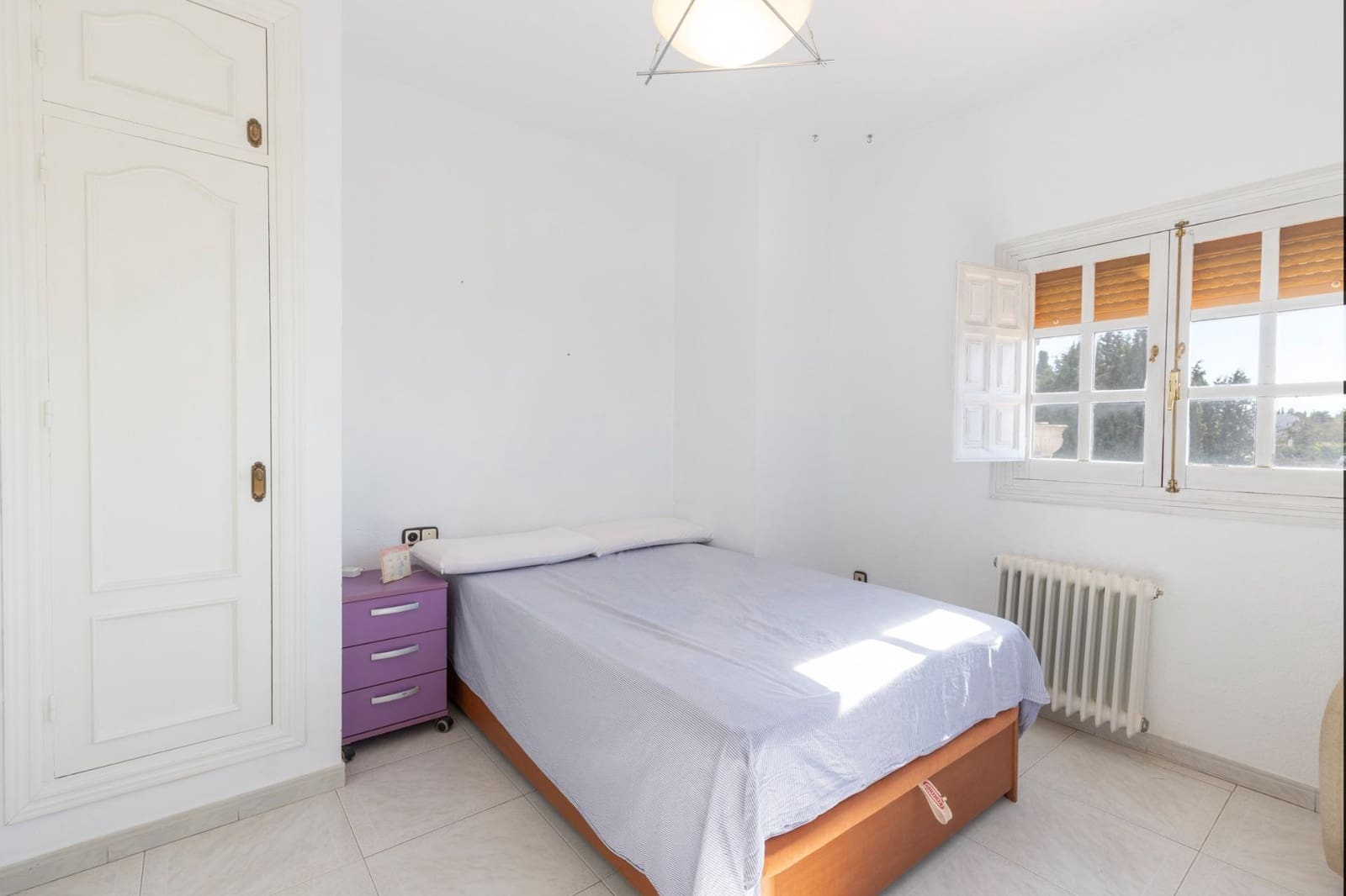 8 soverom Villa til salgs i La Zubia med svømmebasseng garasje - € 499 000 (Ref: 10139946)