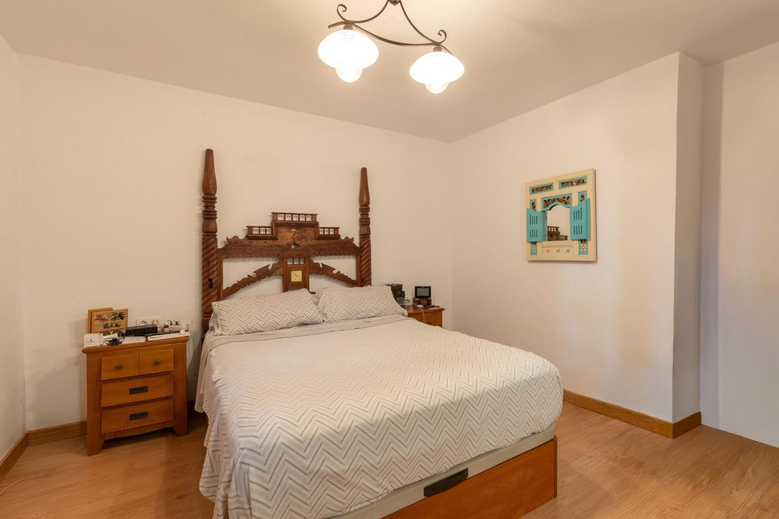 8 soverom Villa til salgs i La Zubia med svømmebasseng garasje - € 499 000 (Ref: 10139946)