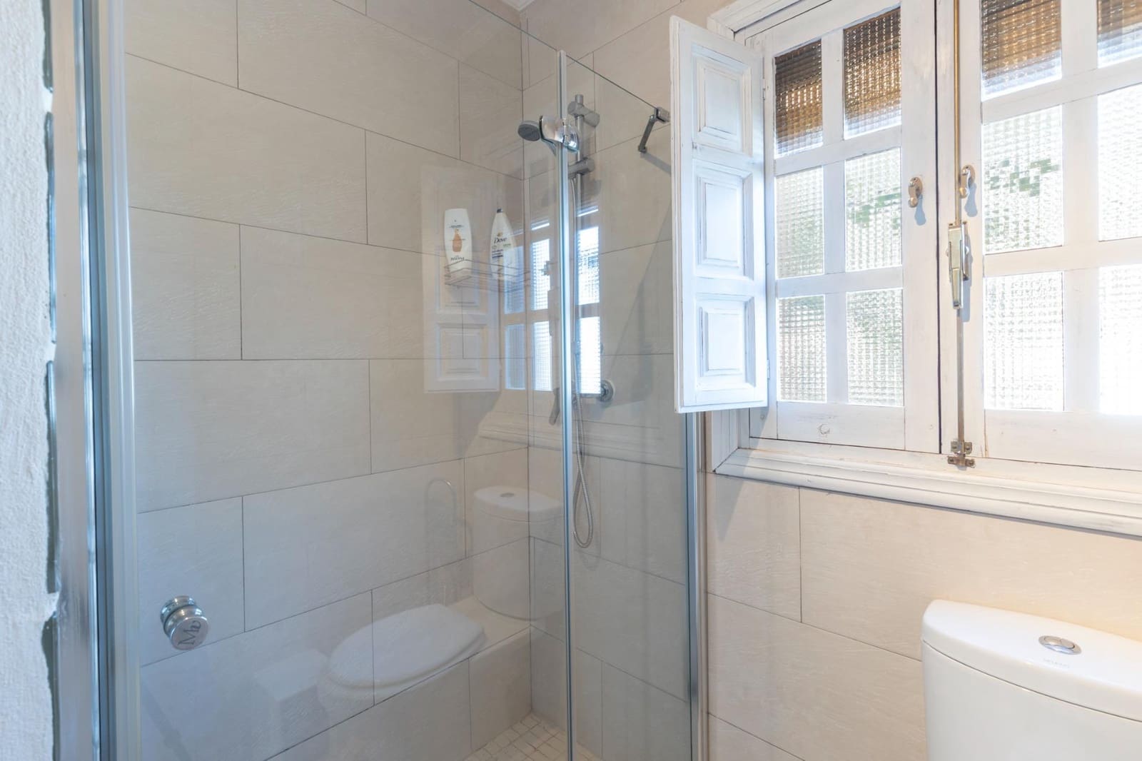 8 soverom Villa til salgs i La Zubia med svømmebasseng garasje - € 499 000 (Ref: 10139946)