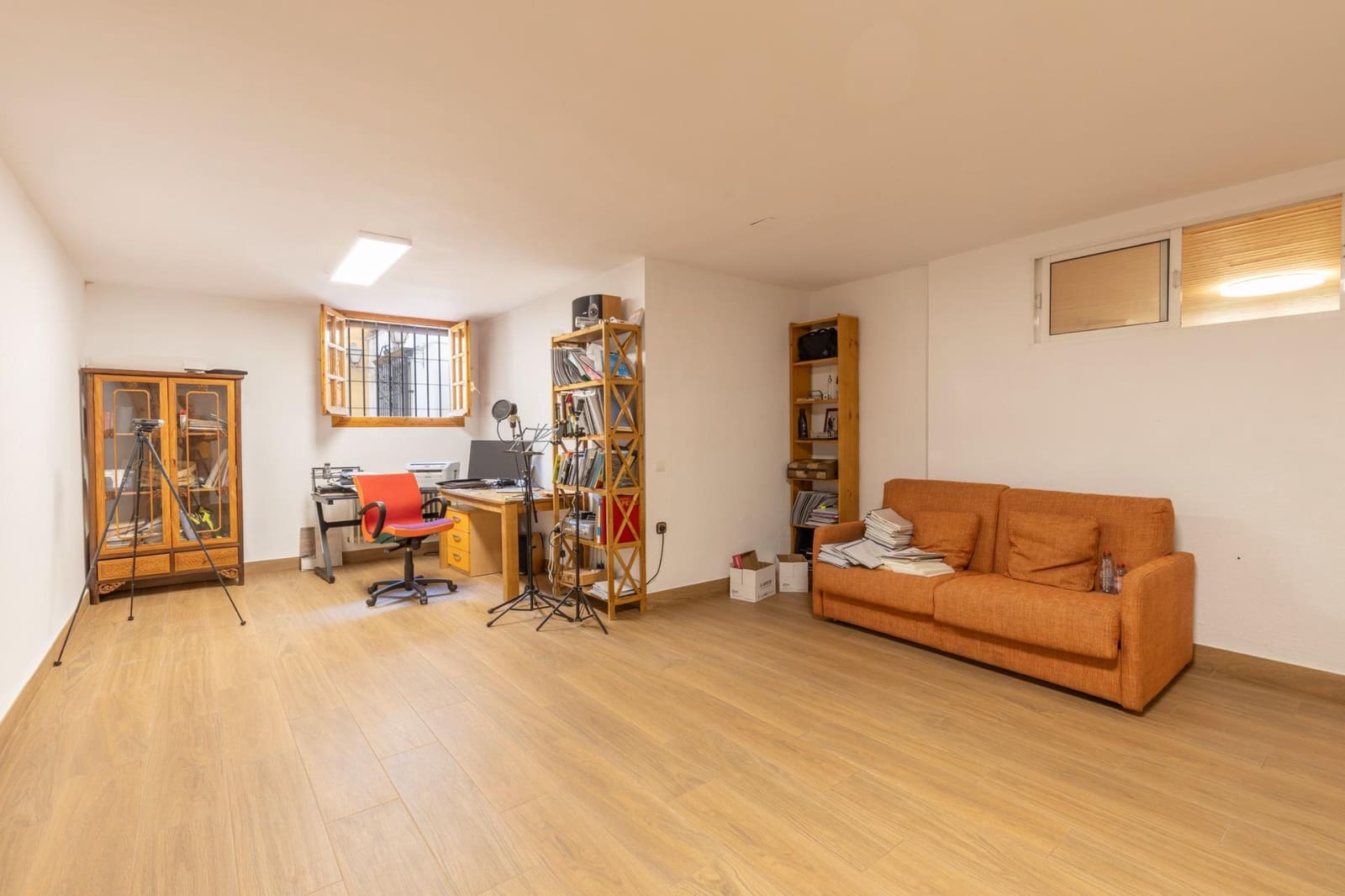 8 soverom Villa til salgs i La Zubia med svømmebasseng garasje - € 499 000 (Ref: 10139946)