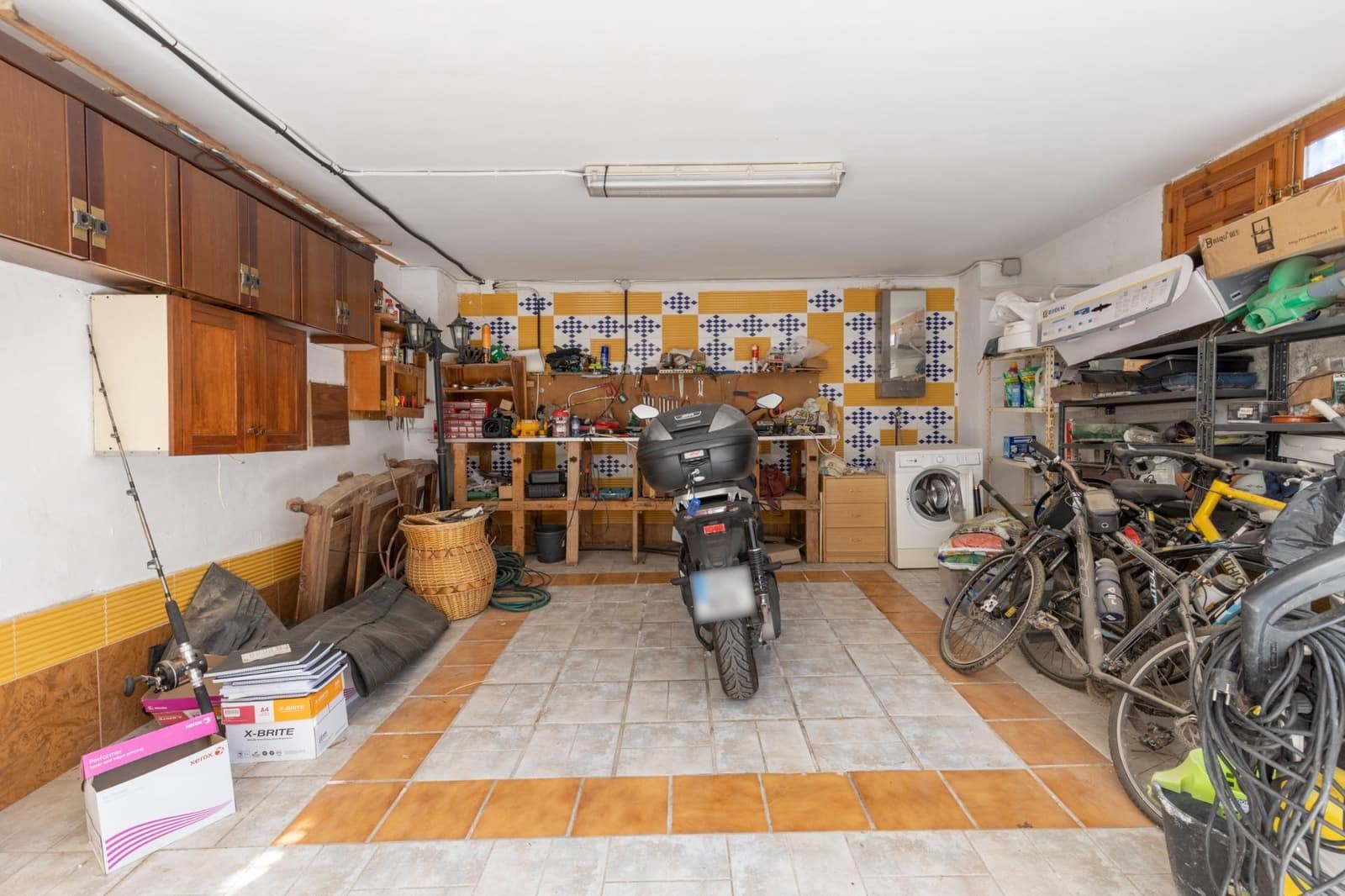 8 soverom Villa til salgs i La Zubia med svømmebasseng garasje - € 499 000 (Ref: 10139946)