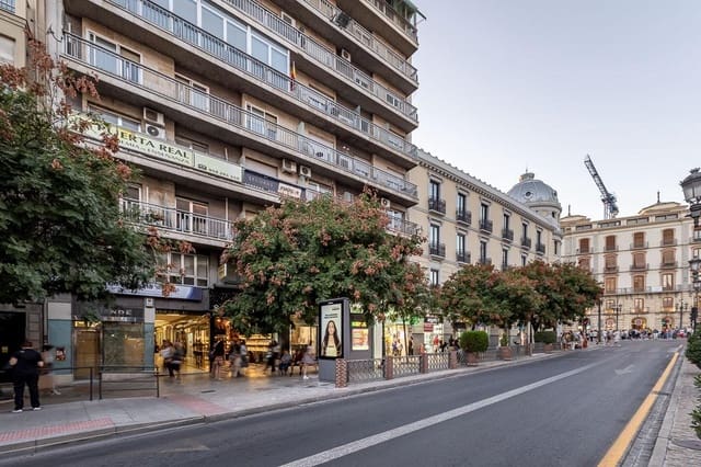 2 soveværelse Kontor til salg i Centro, Granada by - € 225.000 (Ref: 10142591)