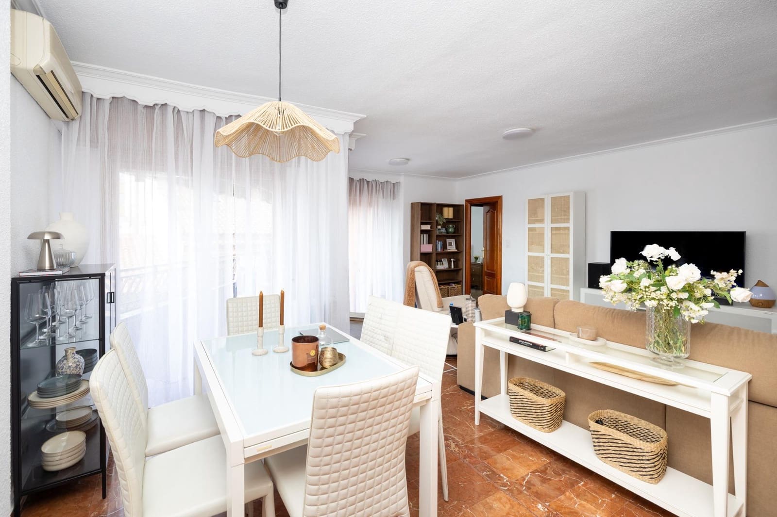 3 soveværelse Lejlighed til salg i Granada by med garage - € 490.000 (Ref: 10147356)