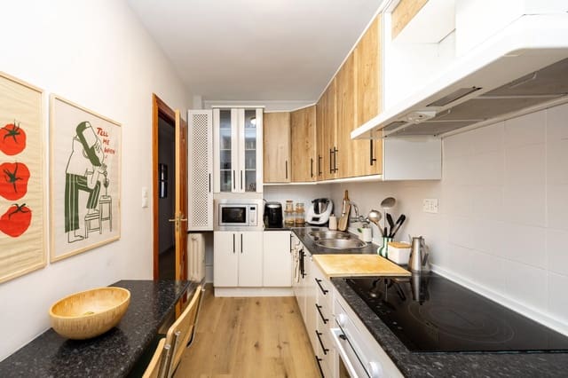 3 soveværelse Lejlighed til salg i San Matías - Realejo, Granada by med garage - € 490.000 (Ref: 10147356)