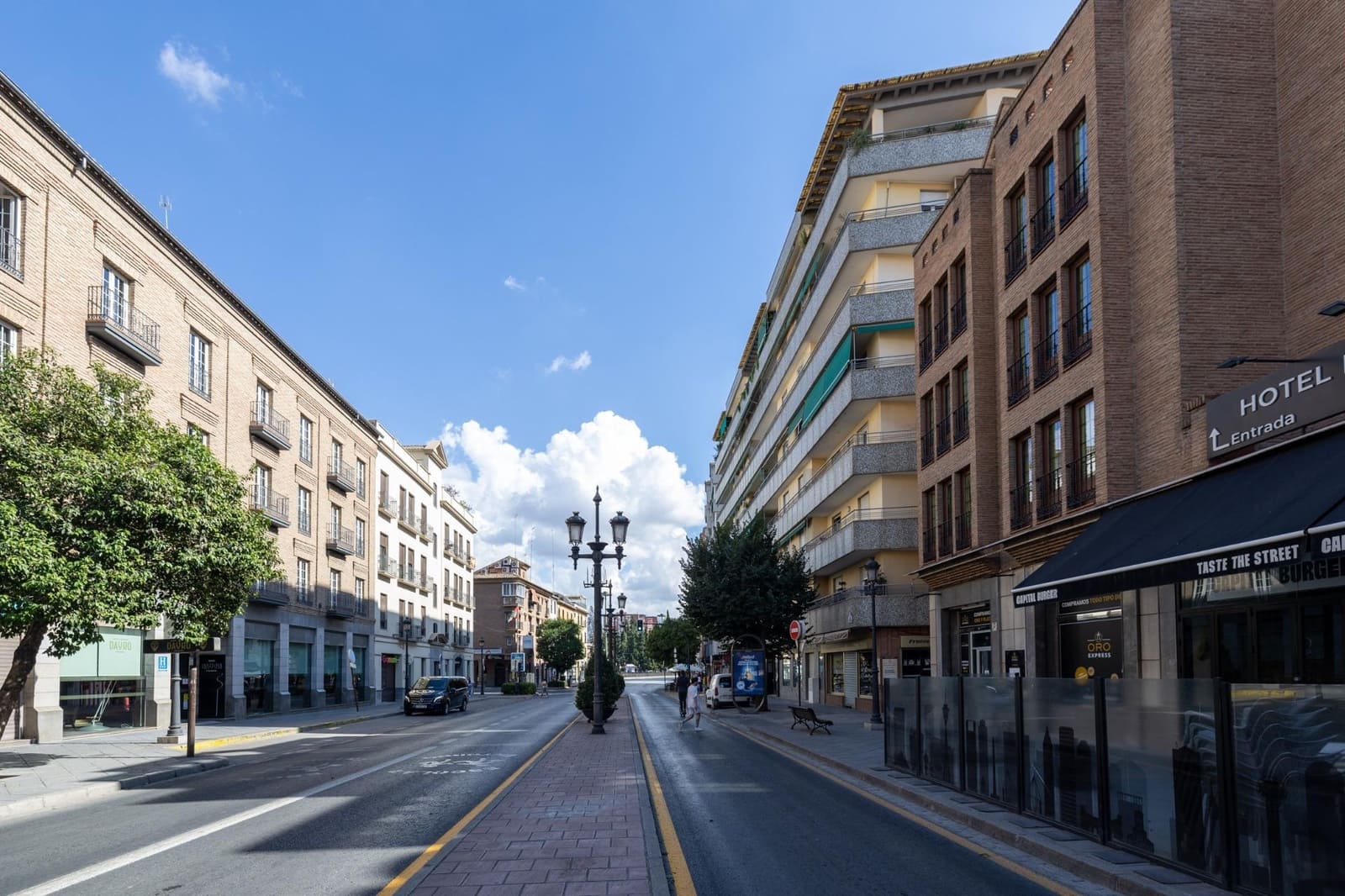 3 soveværelse Lejlighed til salg i Granada by med garage - € 490.000 (Ref: 10147356)