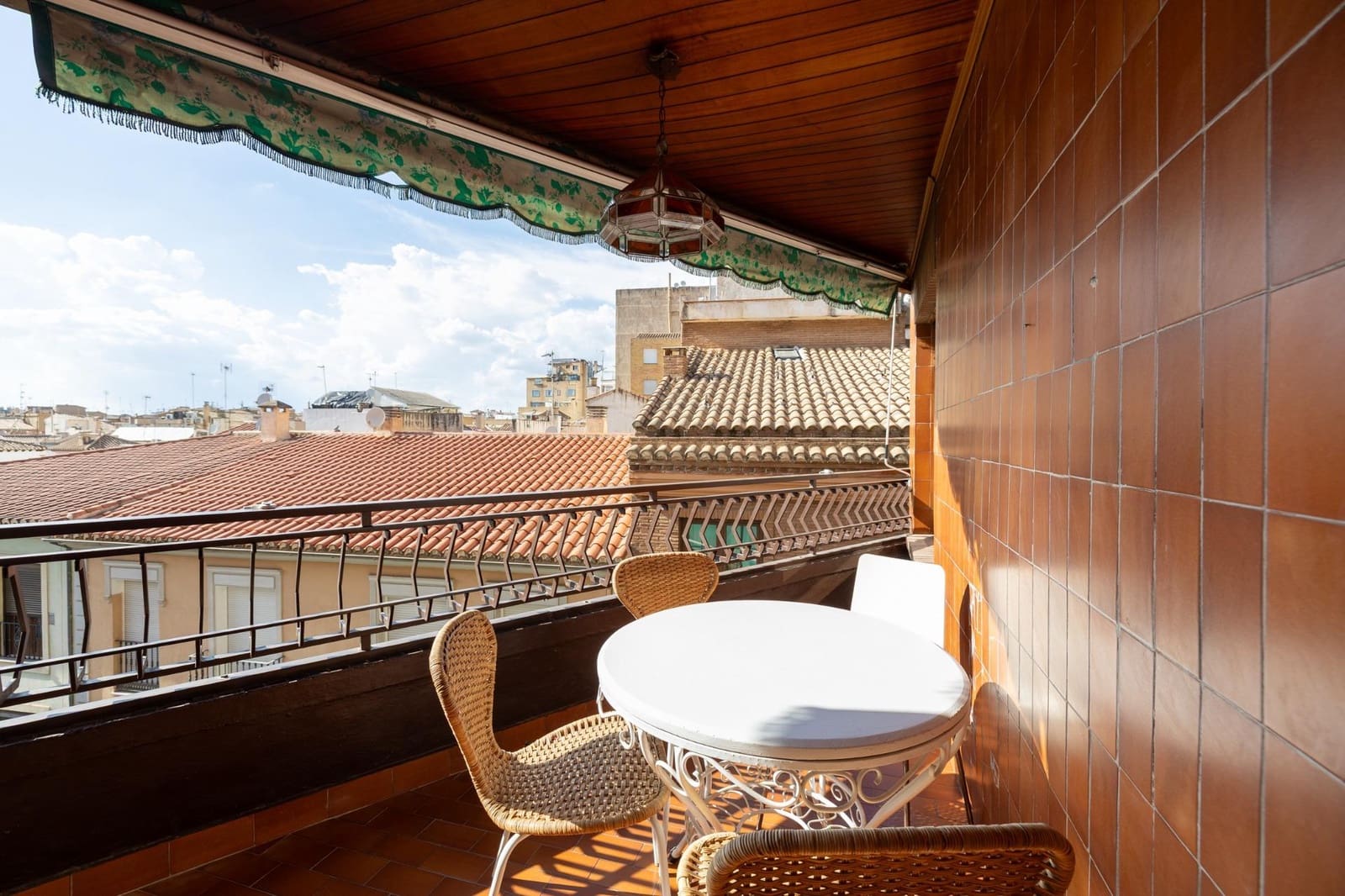 3 soveværelse Lejlighed til salg i Granada by med garage - € 490.000 (Ref: 10147356)