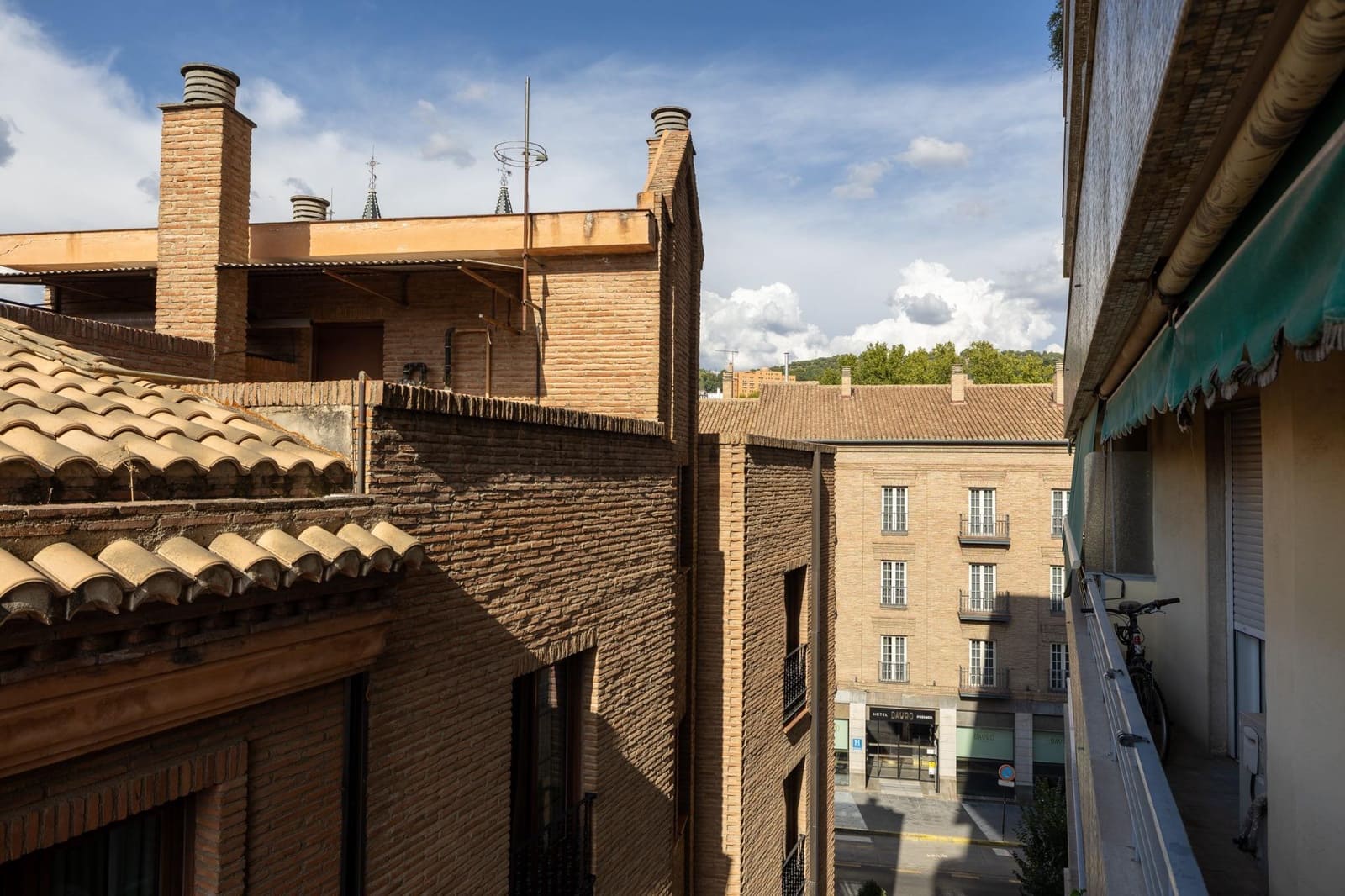 3 soveværelse Lejlighed til salg i Granada by med garage - € 490.000 (Ref: 10147356)